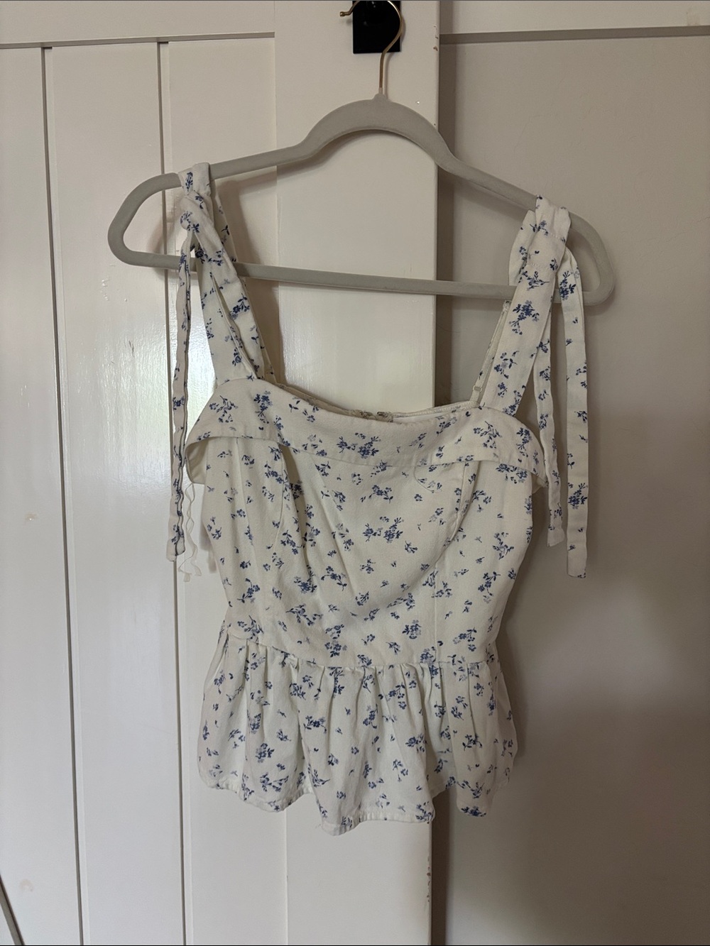 Altar'd State White Floral Tie-Shoulder Peplum Camisole